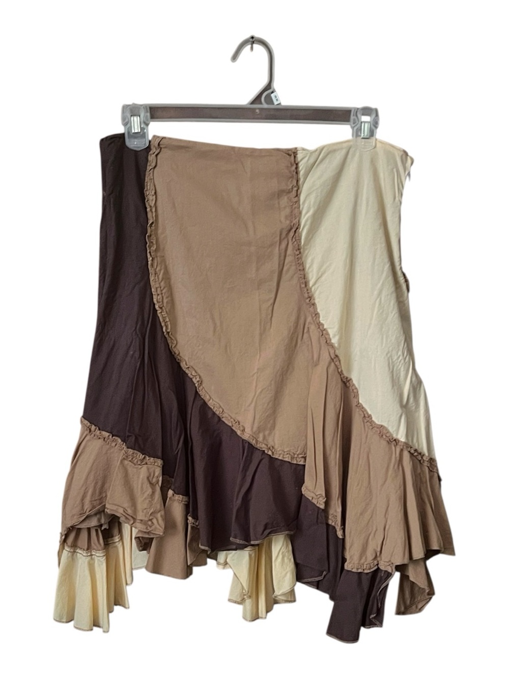 Vintage Fashion Bug Patchwork Boho festive flirty tiered skirt. SZ.12
